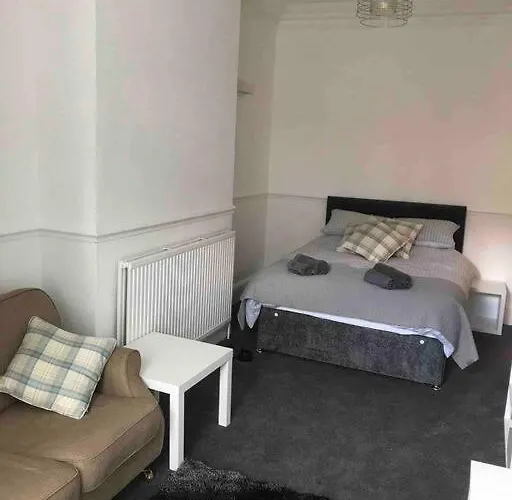 1studio Avenue House Apartmán *