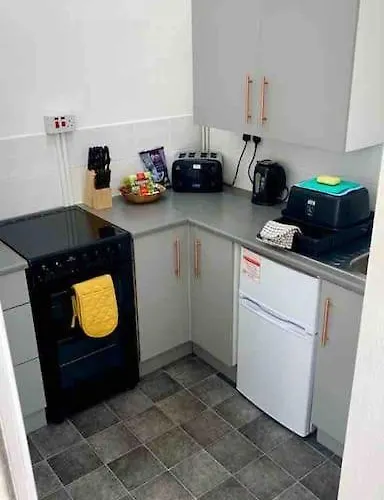 1studio Avenue House *