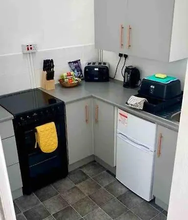 1studio Avenue House *