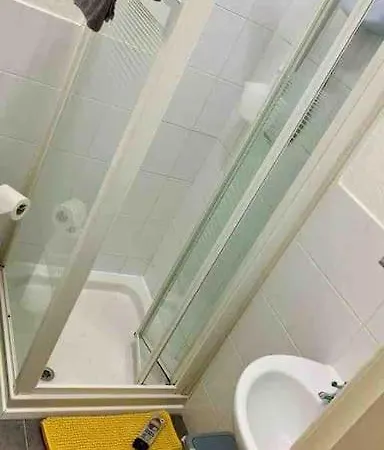 1studio Avenue House *